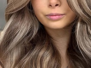 Най-безопасните методи за поставяне на  удължения за коса